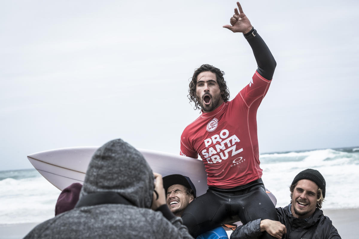 Por primera vez en la historia Uruguay subió a lo más alto del podio en el circuito mundial de surf