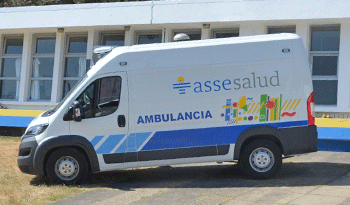 Entrega de ambulancia en San Javier