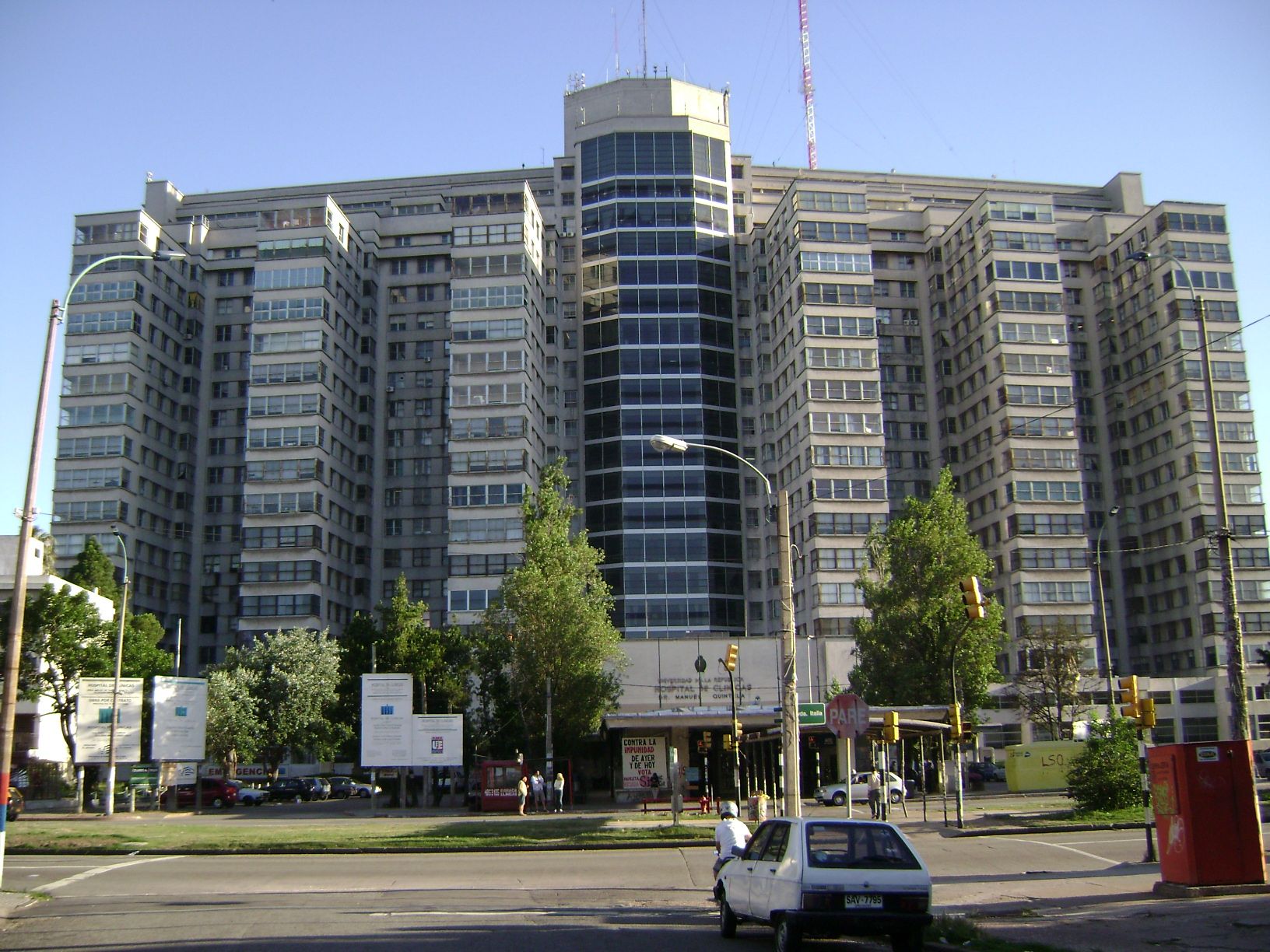 Representante de los Trabajadores No Médicos del Hospital de Clínicas responden a Trochansky