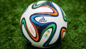 pelota de fútbol