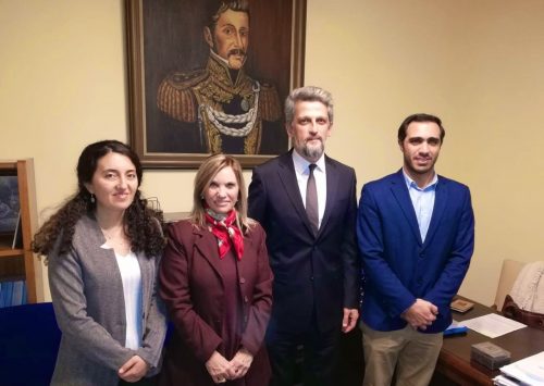 Satdjian y legisladores turcos