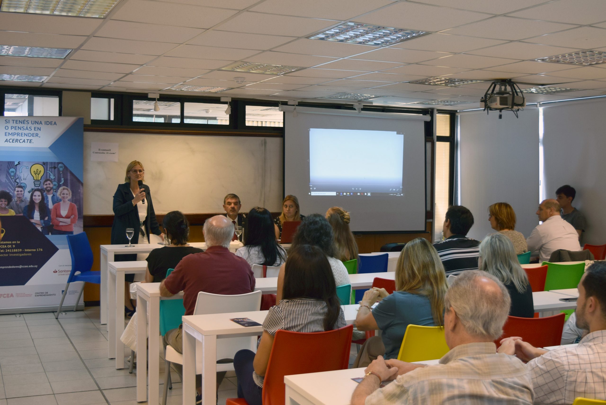 Udelar inaugura un nuevo espacio de coworking con el apoyo de Santander Universidades