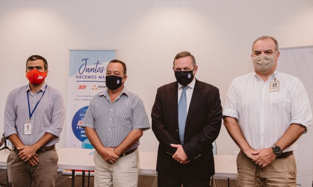 Ta-Ta S.A. donó al SINAE 200.000 mascarillas