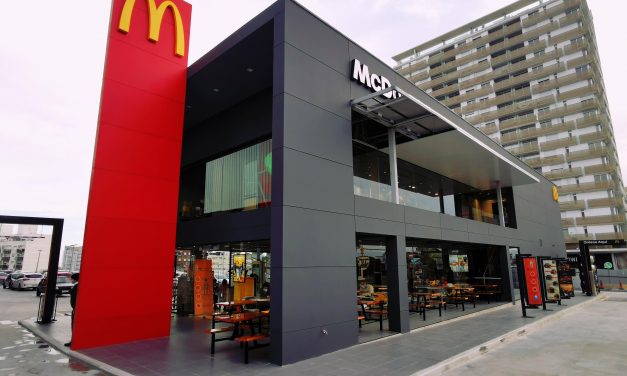 McDonald’s abrió un local en Plaza Italia Shopping
