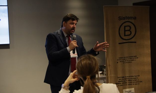 Triple impacto en movimiento: hacia un desarrollo sostenible en el ámbito público y privado