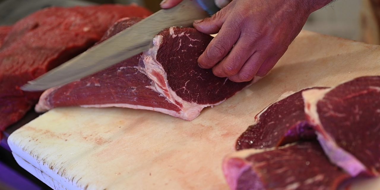 OCTUBRE EN CARNICERÍAS TRADICIONALES CON 40% DE DESCUENTO EN CADERA RÚSTICA