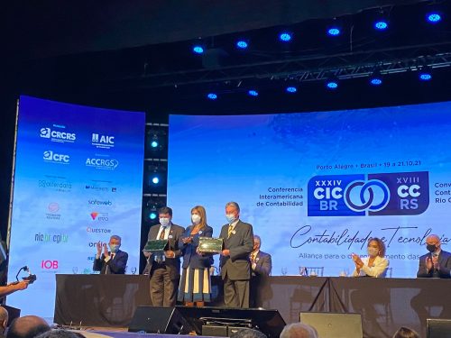 Contadores y Economistas