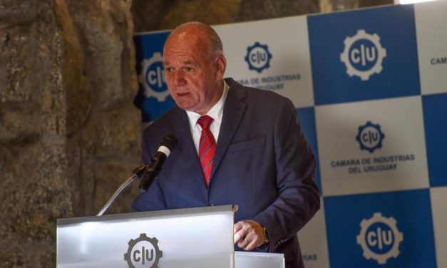 MIEM comprometió apoyo a los industriales para mejorar su competitividad en clave de sostenibilidad