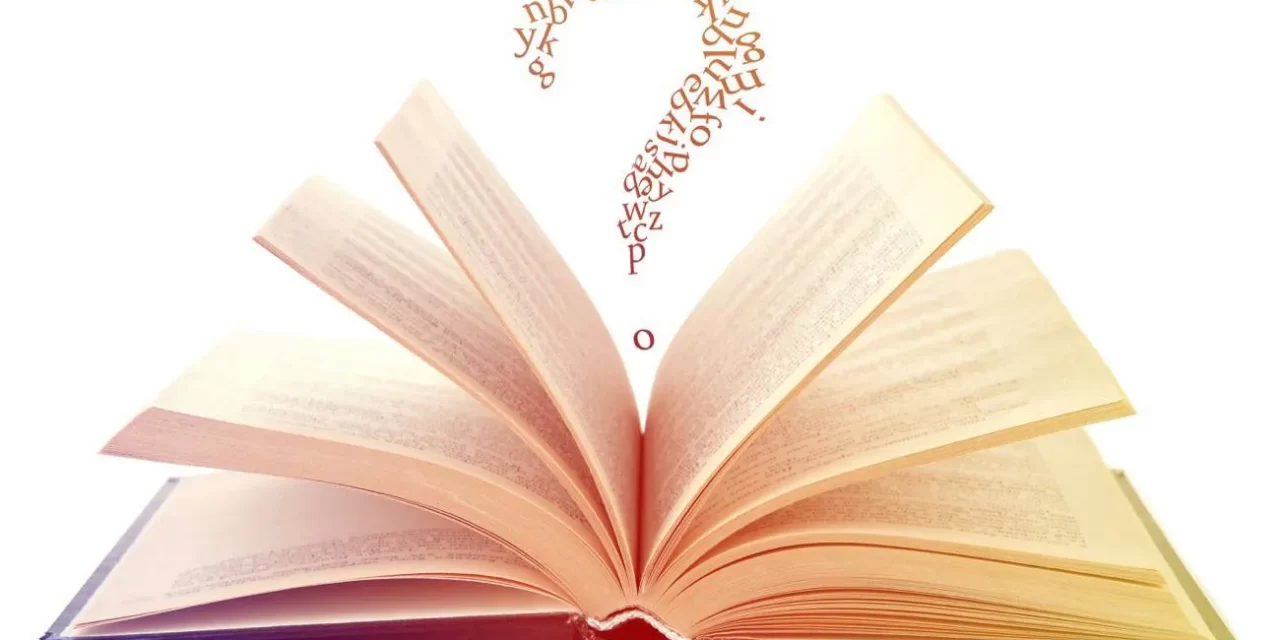 Presentan libro del Congreso Nacional de Trabajo Social