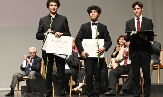Jaeden Izik – Dzurko logra el primer premio y medalla de Oro del XX Concurso Internacional de Piano de Santander