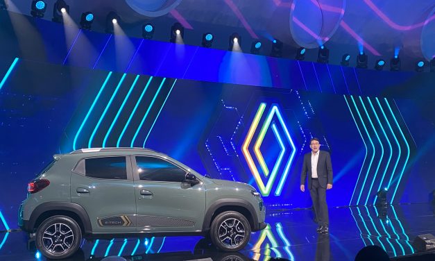 Renault avanza hacia la movilidad eléctrica con su gama de vehículos E-Tech