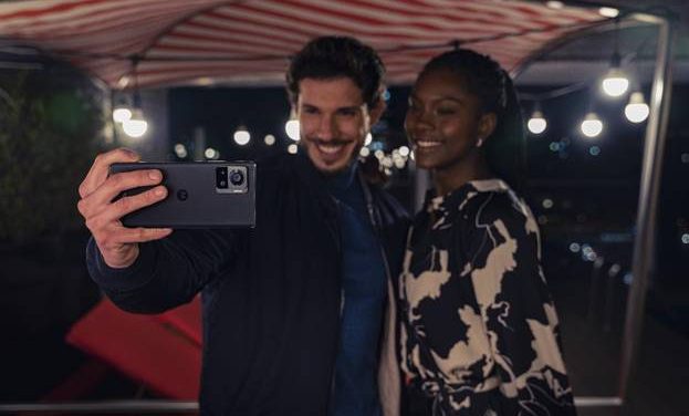 Motorola levanta su apuesta en el segmento premium en Uruguay con el lanzamiento de dos nuevos motorola edge