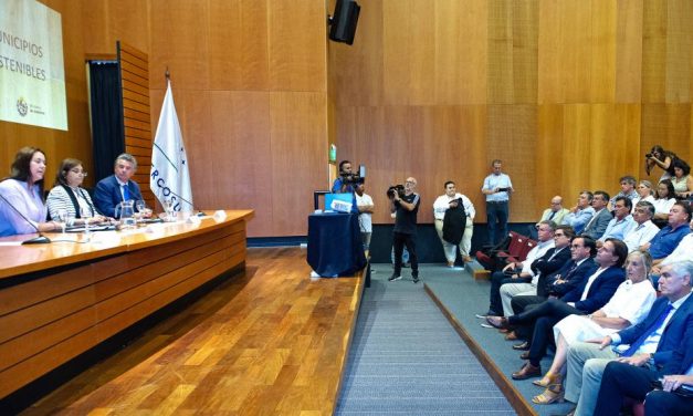 Lacalle Pou asistió al lanzamiento del programa Municipios Sostenibles