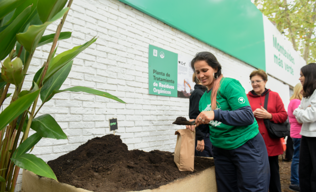 IM: «Mujeres que reverdecen», tiene su espacio en la Criolla