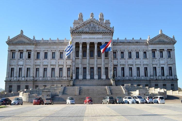 Con inédita recreación, Parlamento conmemora sesión por los 50 años de la disolución de las Cámaras