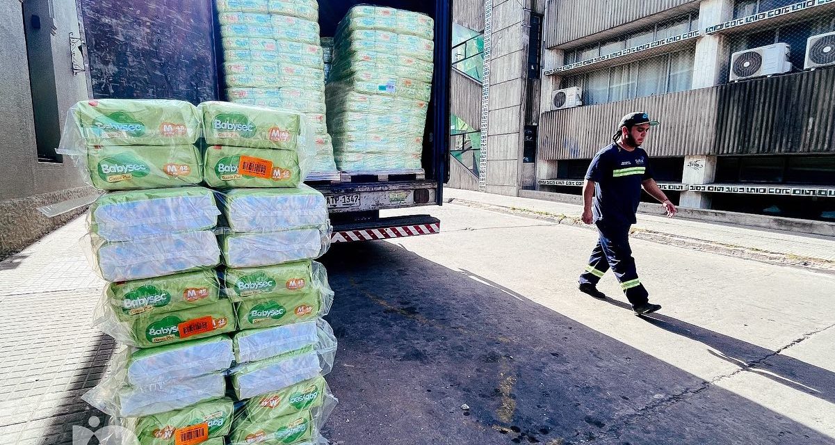 Donación al Municipio de Pando que se repartirá en instituciones sociales