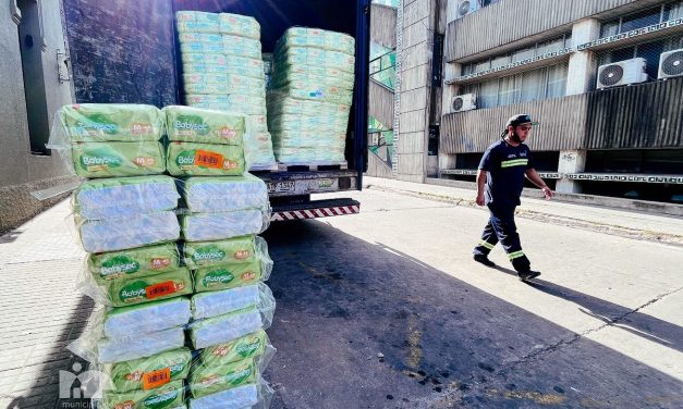 Donación al Municipio de Pando que se repartirá en instituciones sociales