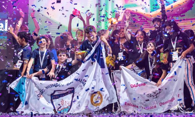 Estudiantes de Piedras Blancas ganadores en categoría Drones con proyecto sobre programación de vuelo