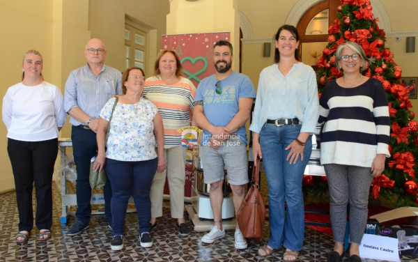 Entrega de equipamiento a beneficiarios del PIP en San José
