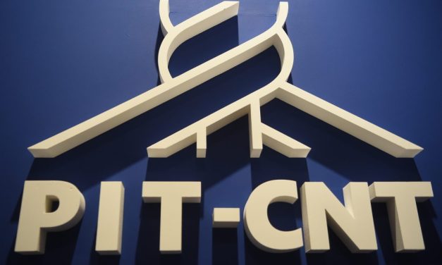 PIT – CNT “ante la anunciada privatización del servicio público de gas natural”