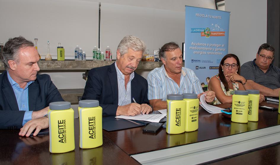 La Energía se Transforma: ALUR recolectará y reciclará aceite de cocina en Rocha