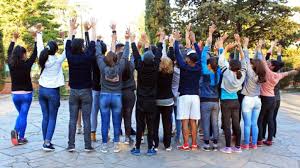 ¿Cuáles son los intereses de los jóvenes uruguayos entre 18 y 29 años?