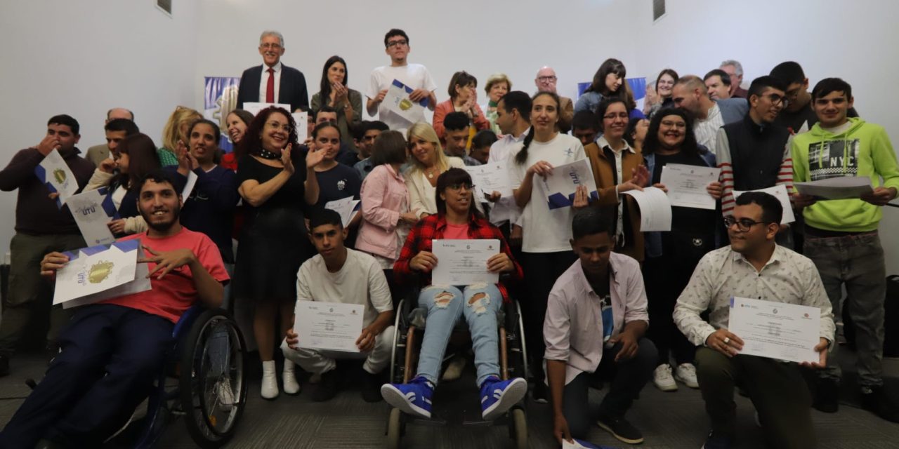UTU entregó acreditaciones de saberes ocupacionales a estudiantes con capacidades diferentes