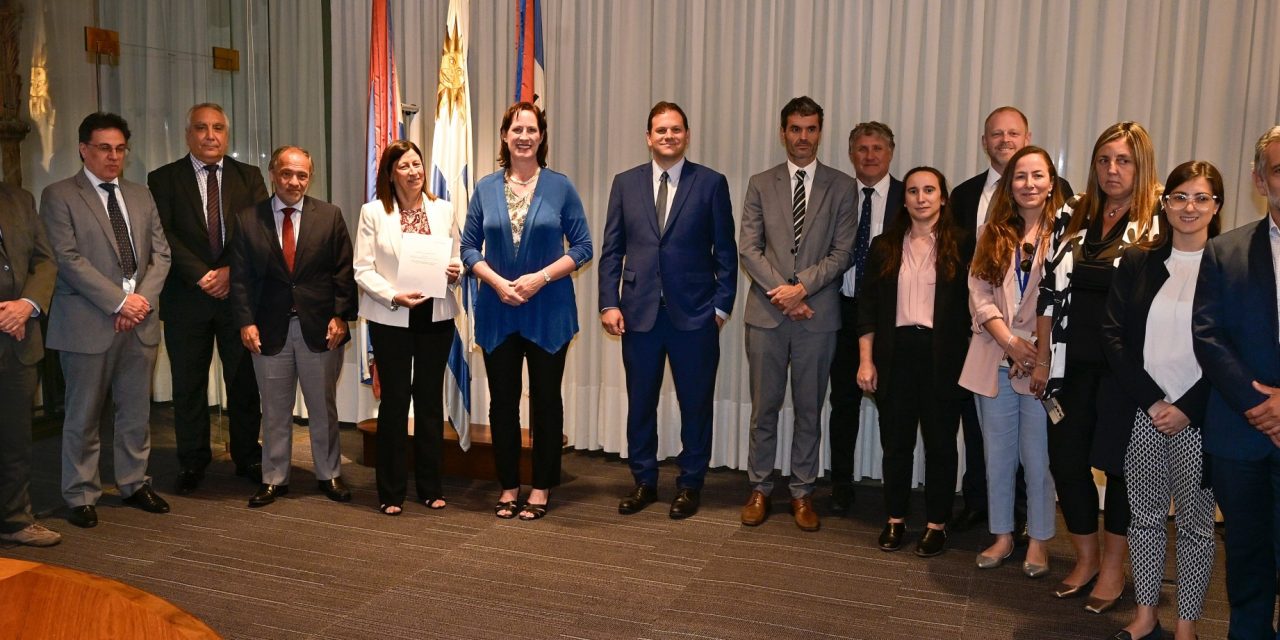 EXIM Bank de EE.UU. firma un Memorando de Entendimiento con el BROU por valor de US$ 200 millones