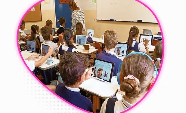 ELdeS, la plataforma que revoluciona la enseñanza de lengua de señas de forma masiva interactiva y auto administrada