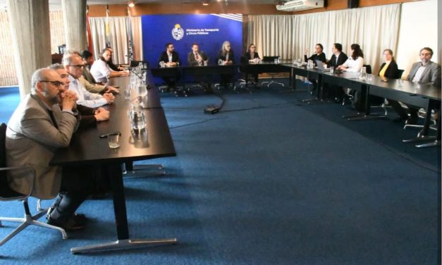 Autoridades de AFE participaron en evento sobre movilidad sostenible con MIEM, MTOP y consorcio francés SETEC