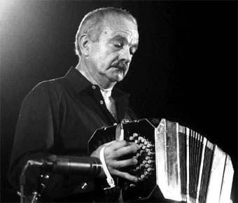 Presentan proyecto de ley para declarar de interés cultural el legado de Astor Piazzolla