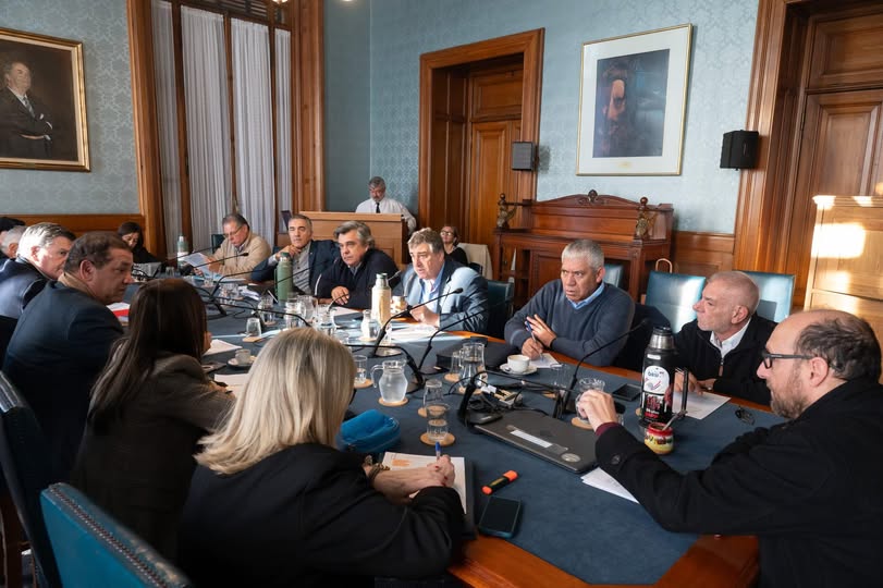 Comisión convocó al ministro Fratti y al Presidente del Instituto de Colonización por compra de campo por US$ 32,5 millones