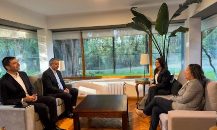 Ministra Cardona en Neuquén: Uruguay proyecta alianzas para la descarbonización con gas natural de Vaca Muerta