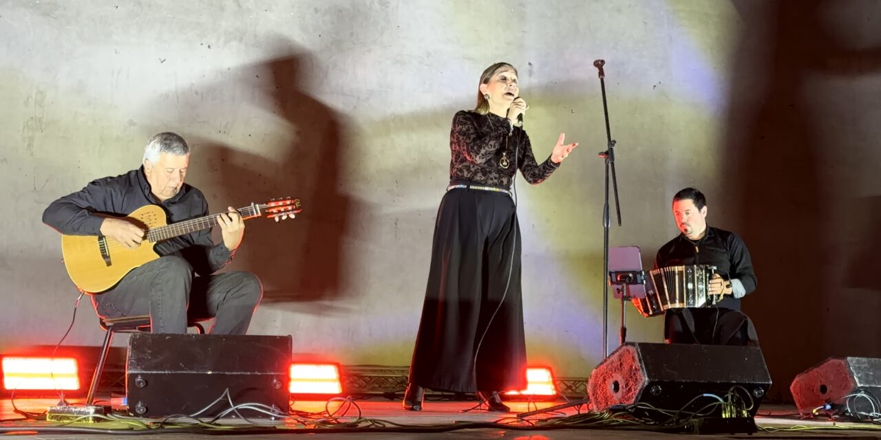 Juan Lacaze fue escenario de la inauguración de la 4ª Semana del Tango en Colonia