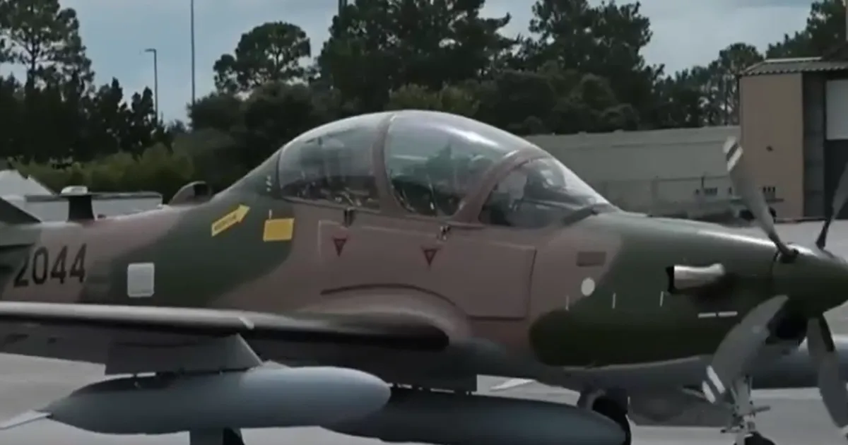 Uruguay adquirió aviones Súper Tucano por U$S 100 millones: ¿cómo viene la negociación con la empresa ante los ajustes de precios?