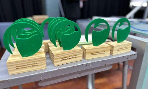 Comercios del microcentro de Rivera reciben el Sello Verde por su compromiso con el reciclaje