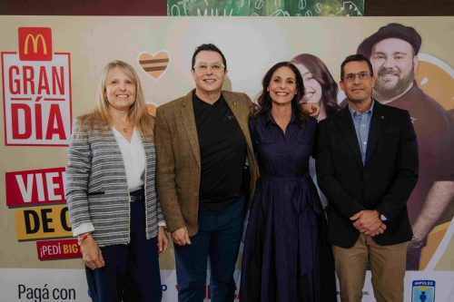 Sandra Marcos, Fabrizio Patritti, Paula Espasandin y Diego Paniagua