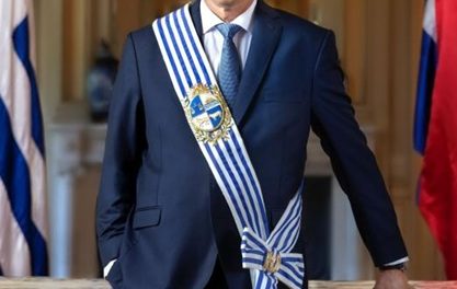 ¿Qué expresó el Presidente Orsi a los compatriotas residentes en el exterior?