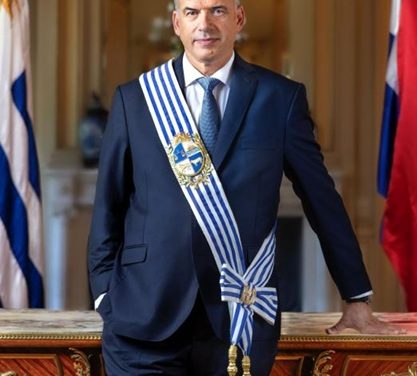 ¿Qué expresó el Presidente Orsi a los compatriotas residentes en el exterior?