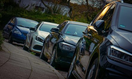 Stock de créditos para la compra de automóviles en Uruguay se triplicó en términos reales en los últimos cinco años