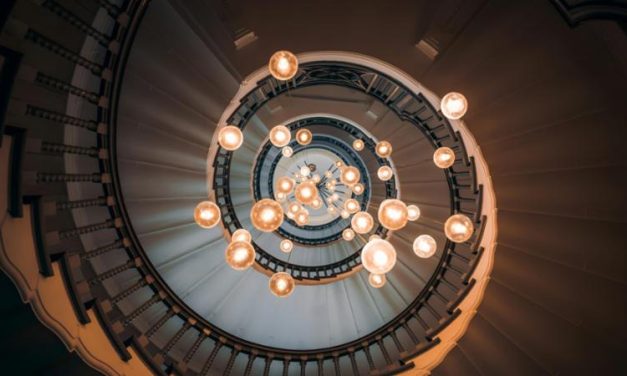 Conferencia ORT: ¿El lujo es vulgaridad?