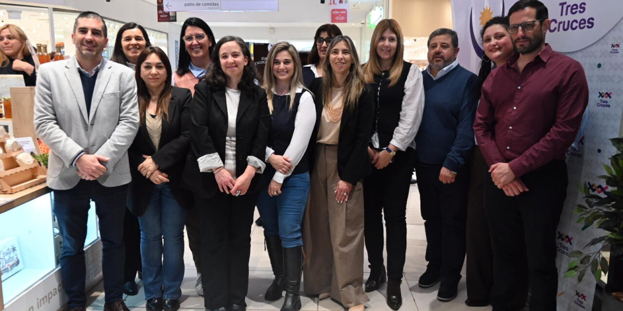 Ministerio de Turismo impulsa la promoción de regiones turísticas en Tres Cruces