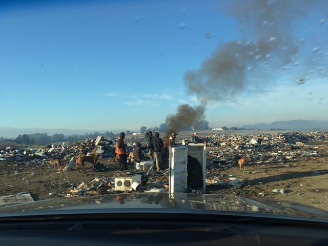 ¿Qué porcentaje de residuos sólidos se queman en Lavalleja, Paysandú, en San José y en Treinta y Tres?