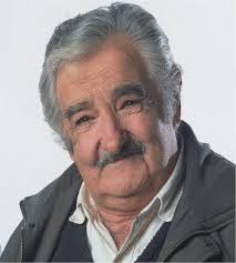 Presidente José Mujica y Ángela Jeria de Bachelet reciben Premio Internacional DDHH