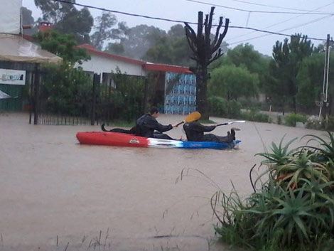 En la ciudad de la Costa ¿alquilan canoas para cruzar de calle a calle?