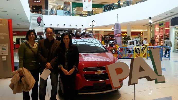 Costa Urbana Shopping: el ganador de la promoción del Día del Padre recibió una Chevrolet Tracker LT