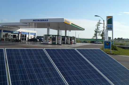 Estación Petrobras de Soriano obtiene la primera certificación de gestión de energía del país