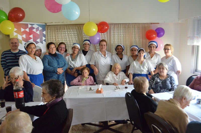 Dos abuelitas festejaron más de 100 años en Hogar del Círculo Católico