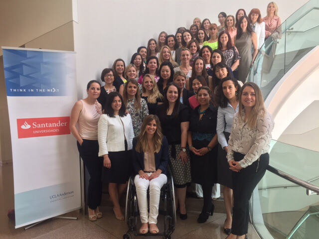 Ejecutiva uruguaya participó en programa de liderazgo femenino impulsado por Santander Universidades