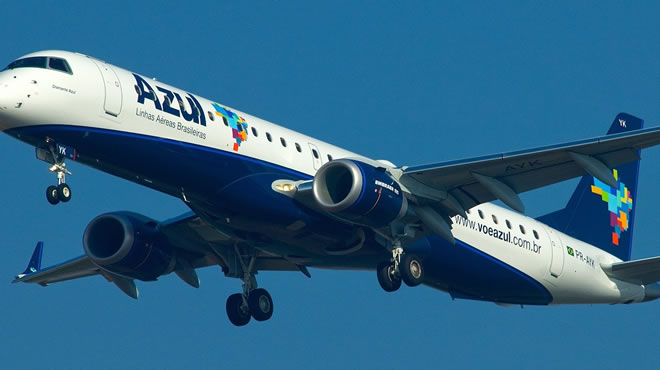 Arribo del vuelo inaugural de Azul Líneas Aéreas al Aeropuerto de Punta del Este